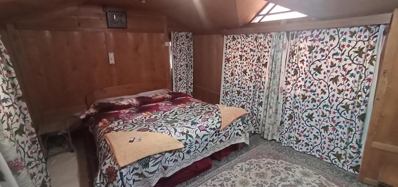 New Bombay Heritage Group Of Houseboats Srinagar (Jammu and Kashmir) Ngoại thất bức ảnh