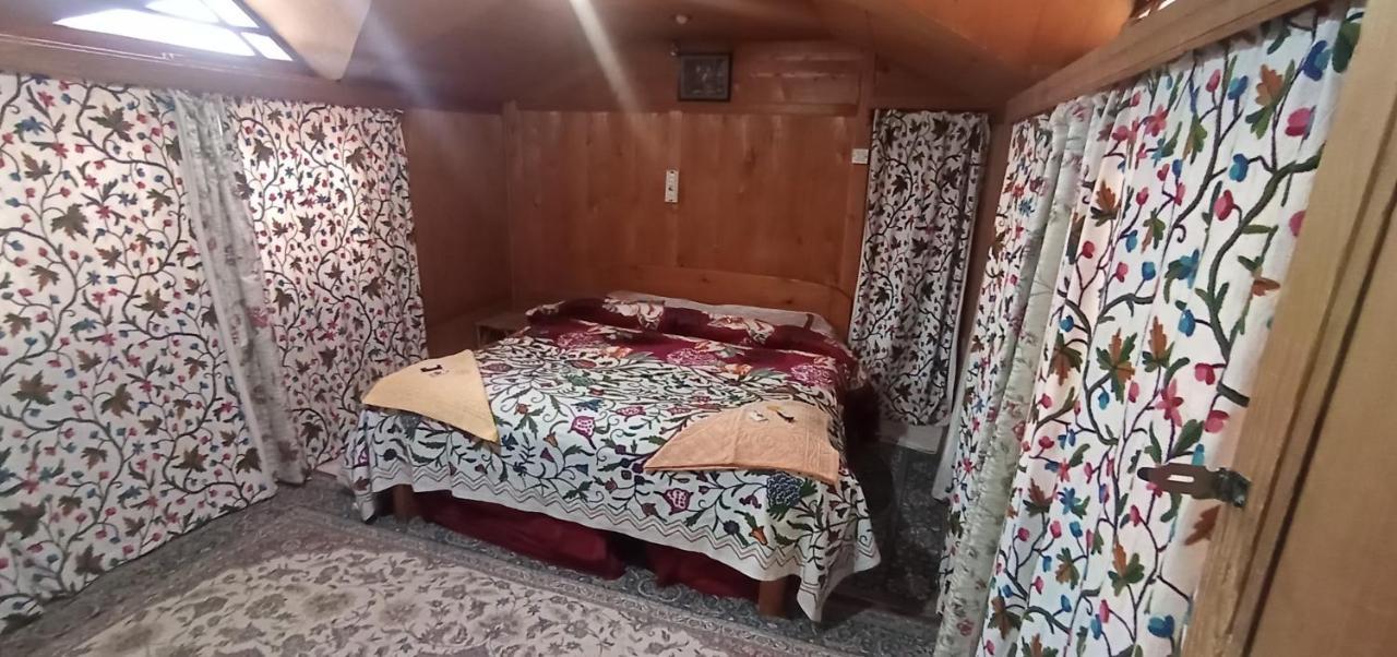 New Bombay Heritage Group Of Houseboats Srinagar (Jammu and Kashmir) Ngoại thất bức ảnh