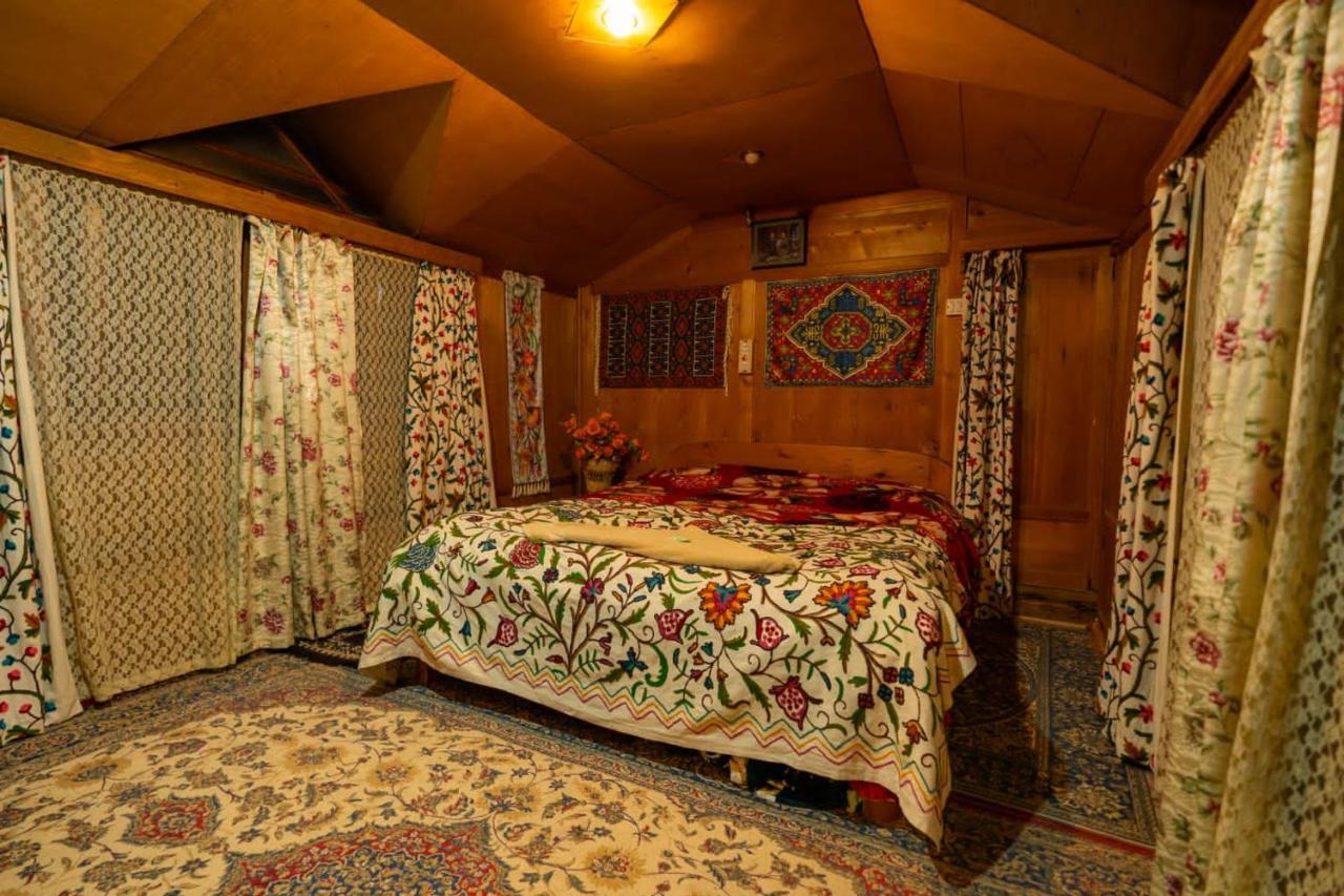 New Bombay Heritage Group Of Houseboats Srinagar (Jammu and Kashmir) Ngoại thất bức ảnh