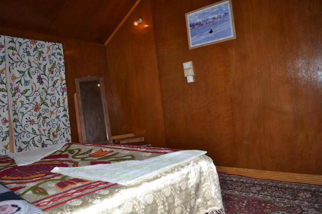 New Bombay Heritage Group Of Houseboats Srinagar (Jammu and Kashmir) Ngoại thất bức ảnh