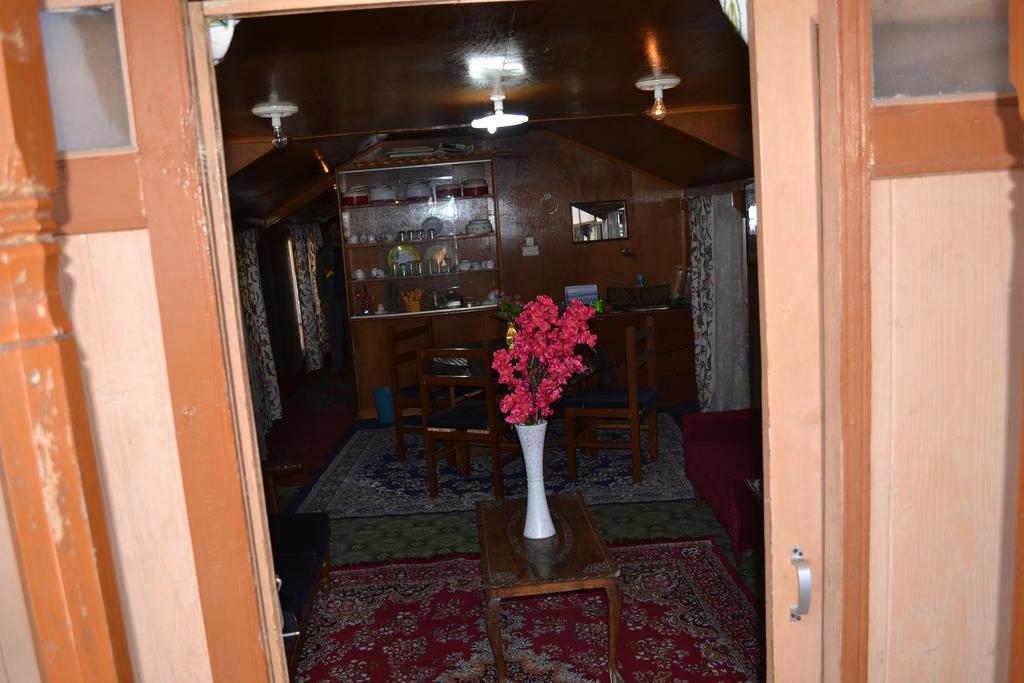 New Bombay Heritage Group Of Houseboats Srinagar (Jammu and Kashmir) Ngoại thất bức ảnh